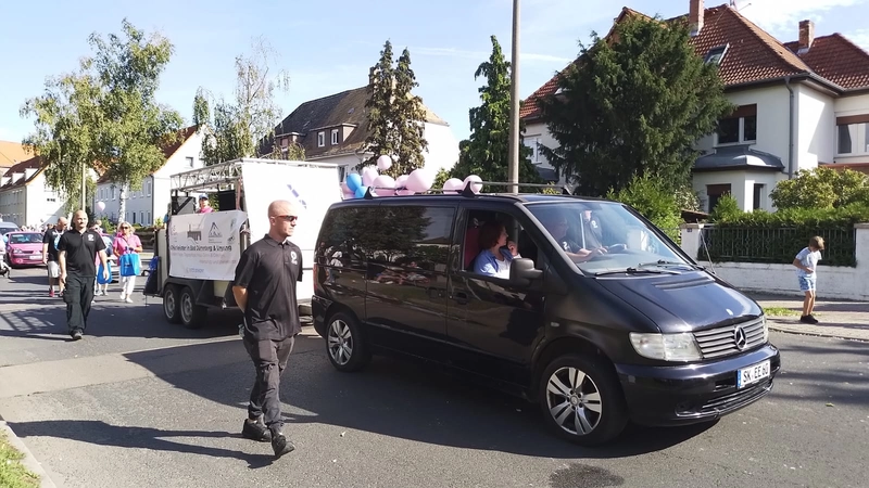 Ebert's Dienstleistungen & Feen GmbH - Ebert‘s Sicherheitsdienst Bad Dürrenberg Transporter